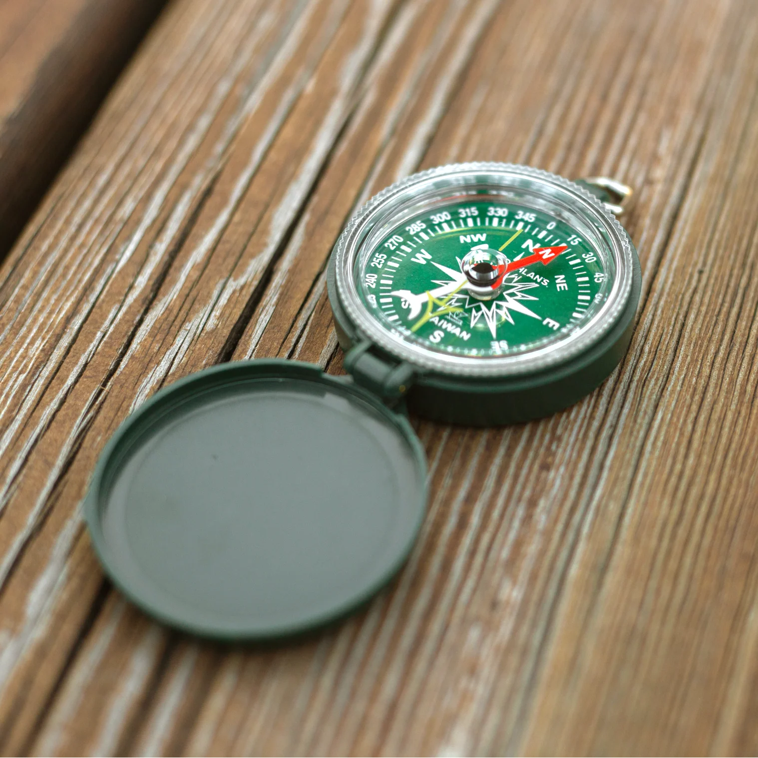 Liquid Filled Compass - Image 3