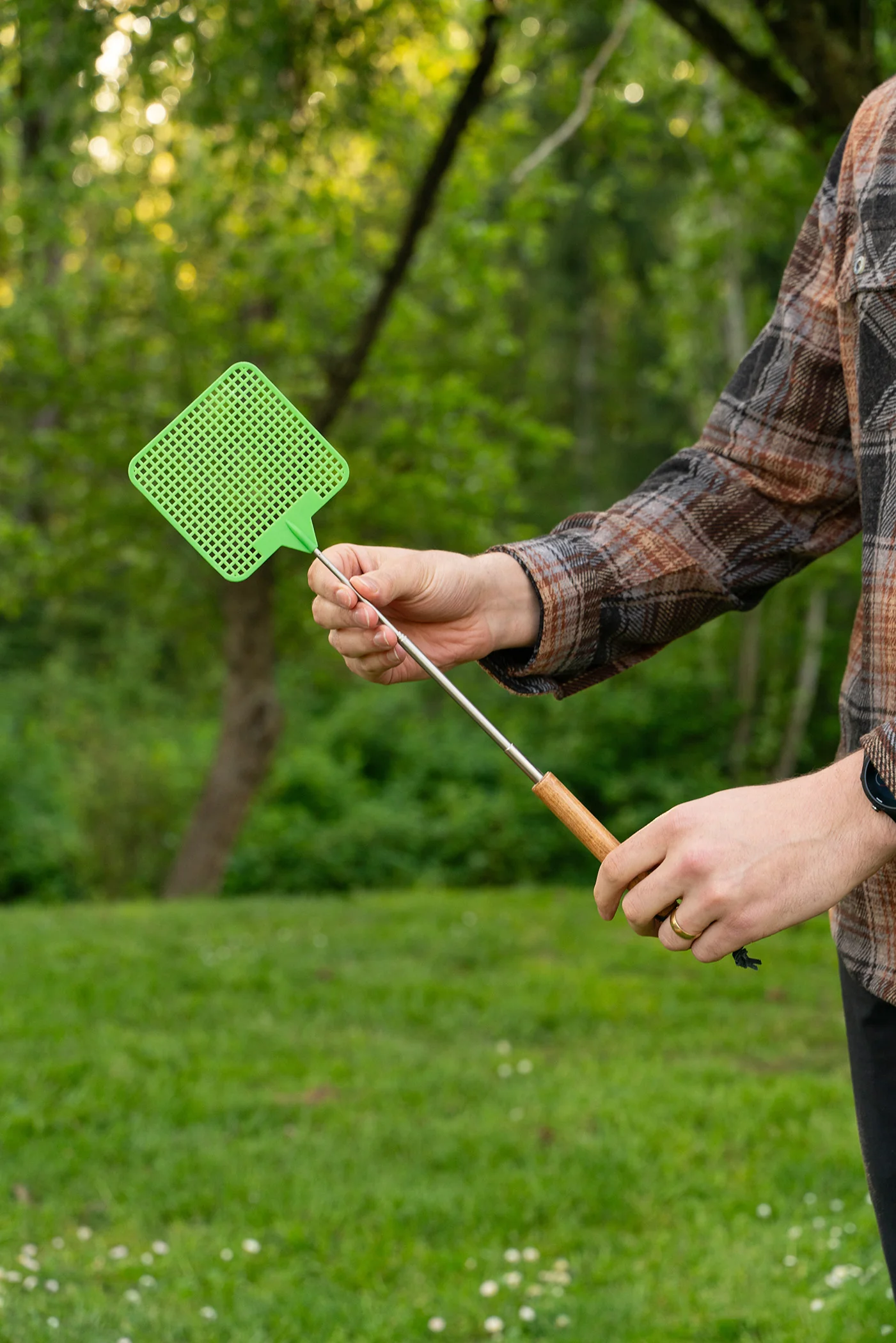 Telescopic Fly Swatter - Image 3